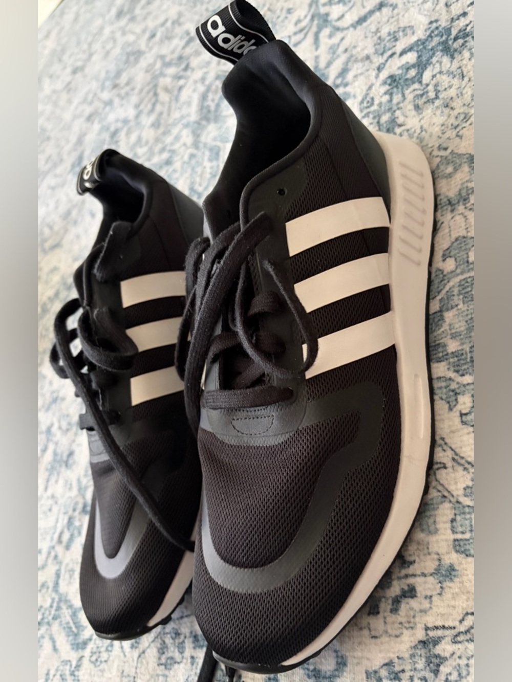 adidas Men’s Black & White Multix Sneaker Running Shoes (Excellent Condition) - Picture 10 of 14